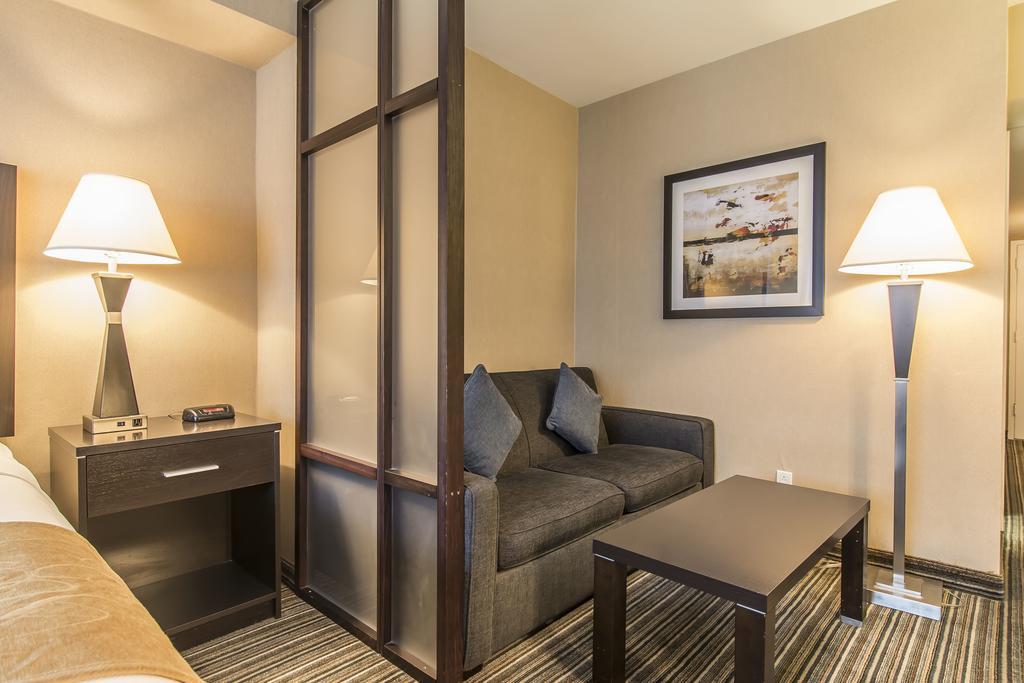 Comfort Suites Downtown Montréal Eksteriør bilde