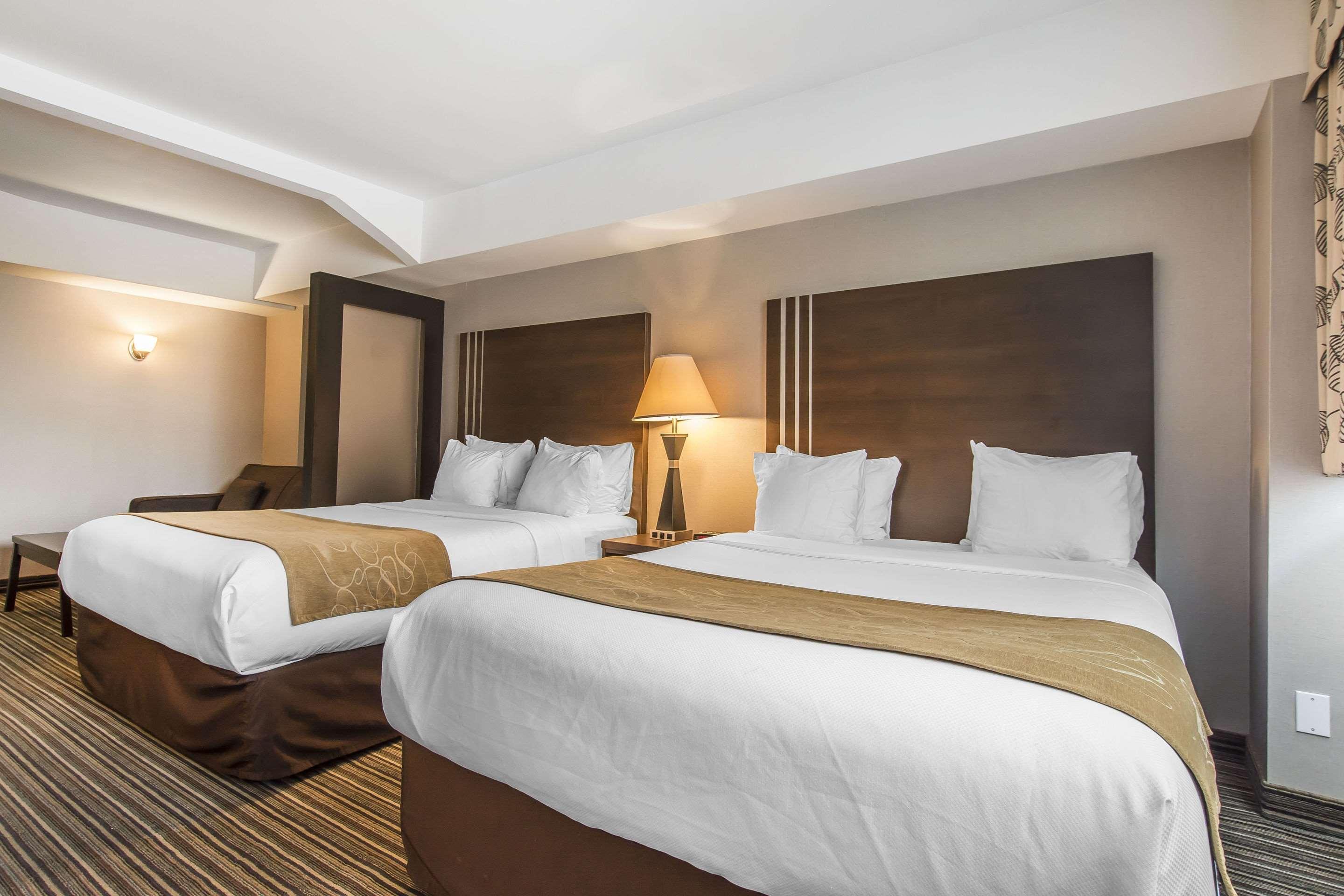 Comfort Suites Downtown Montréal Eksteriør bilde